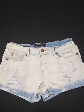 Lucky Brand Faded Blue Distressed Denim Short Shorts. Girl's 12